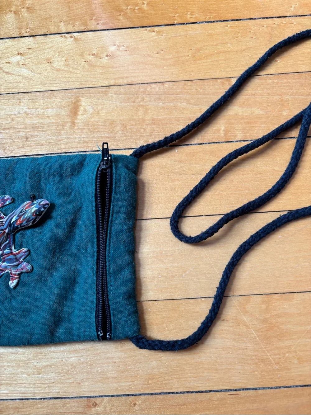 Vintage Crossbody Bag | Green 7.5”x5” Purse w/ Eclectic 3D Gecko Lizard applique